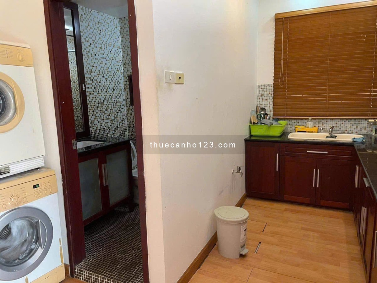 Chung cư Mỹ Vinh, NTMK, Quận 3: 2p ngủ, nội thất cơ bản, 15tr/th