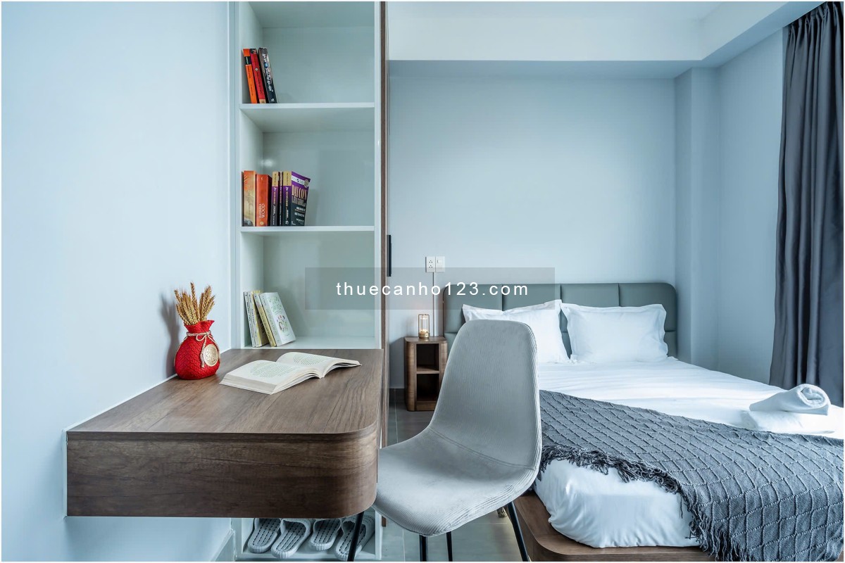 Studio full nội thất - Ban công - Thang máy - Hầm xe - Ngay Hutech