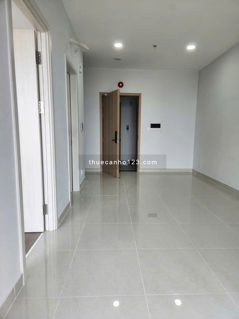 Cho thuê chung cư Hà Đô, Q12: 6tr5, 2p ngủ, máy lạnh, 60m2