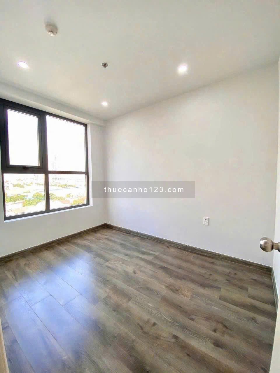 Cho thuê chung cư Hà Đô, Q12: 6tr5, 2p ngủ, máy lạnh, 60m2