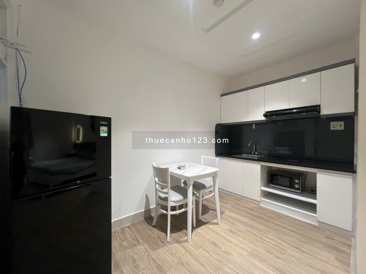 Cho thuê căn hộ - 1PN full nội thất - 30m2 - Ngay cầu Thị Nghè - Thang máy - Giặt riêng