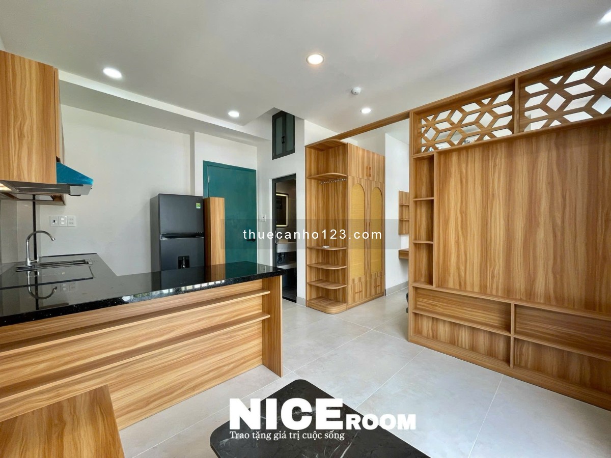 Toà Căn Hộ Mới, 1 Phòng Ngủ Ban Công, Full Nội Thất. Thang Máy. Trung Tâm Bình Thạnh, Giáp Quận 1