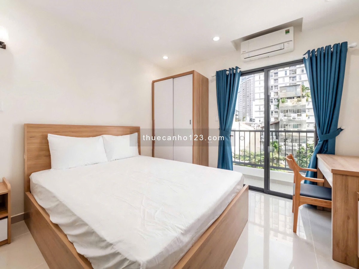 1 PN tách bếp, ban công, phòng khách, full nội thất, máy giặt riêng, vị trí đắc địa khu ăn uống,mall