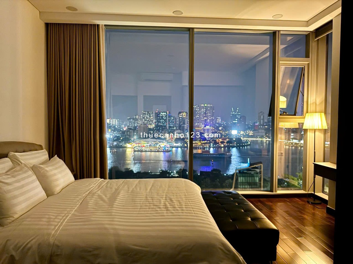 Cho thuê căn hộ 3 phòng ngủ view pháo hoa độc bản tại Empire City