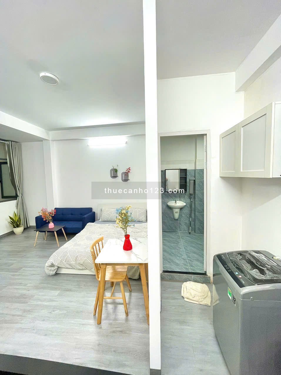 Cho thuê căn hộ ngay Hutech, P25, Bình Thạnh, 1 phòng ngủ full nội thất, giặt riêng, cách Metro 2ph