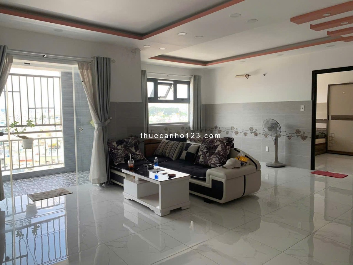 Chung cư D5, Đường D5,Bình Thạnh: 110m2, 3p ngủ, full nội thất, 14 triệu