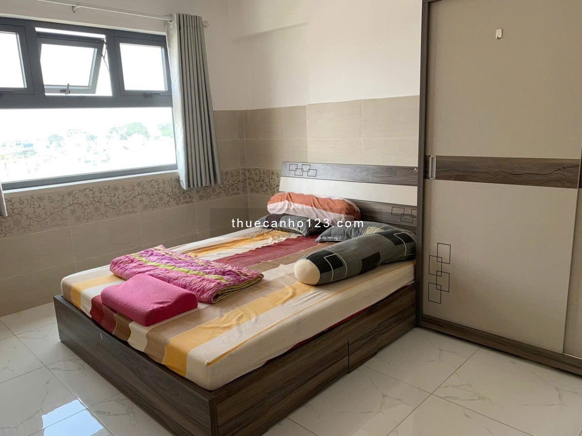 Chung cư D5, Đường D5,Bình Thạnh: 110m2, 3p ngủ, full nội thất, 14 triệu