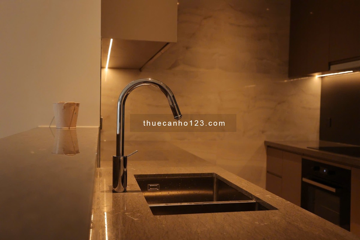 Thuê 2PN THE MARQ 74m2 tầng cao, hướng mát, giá cực TỐT 40 TRIỆU, Full Nội thất, quận 1