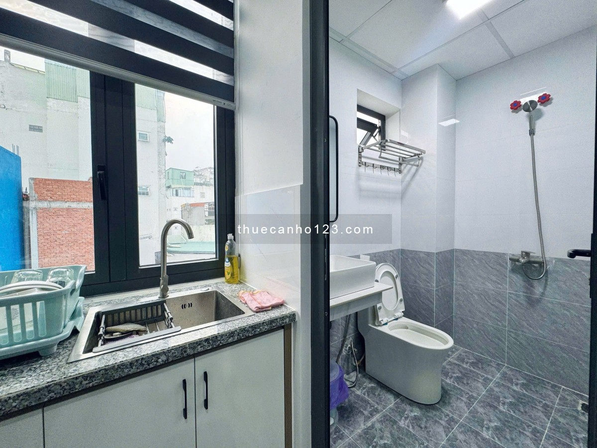 Cho thuê căn hộ full NT - ngay Nguyễn Gia Trí, cách 500m đến GTVT, Ngoại Thương, Hutech - Hồng Bàng