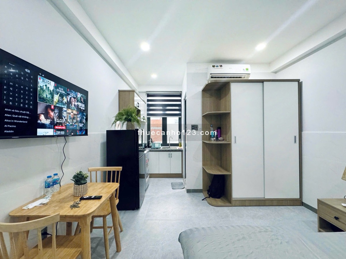 Cho thuê căn hộ full NT - ngay Nguyễn Gia Trí, cách 500m đến GTVT, Ngoại Thương, Hutech - Hồng Bàng