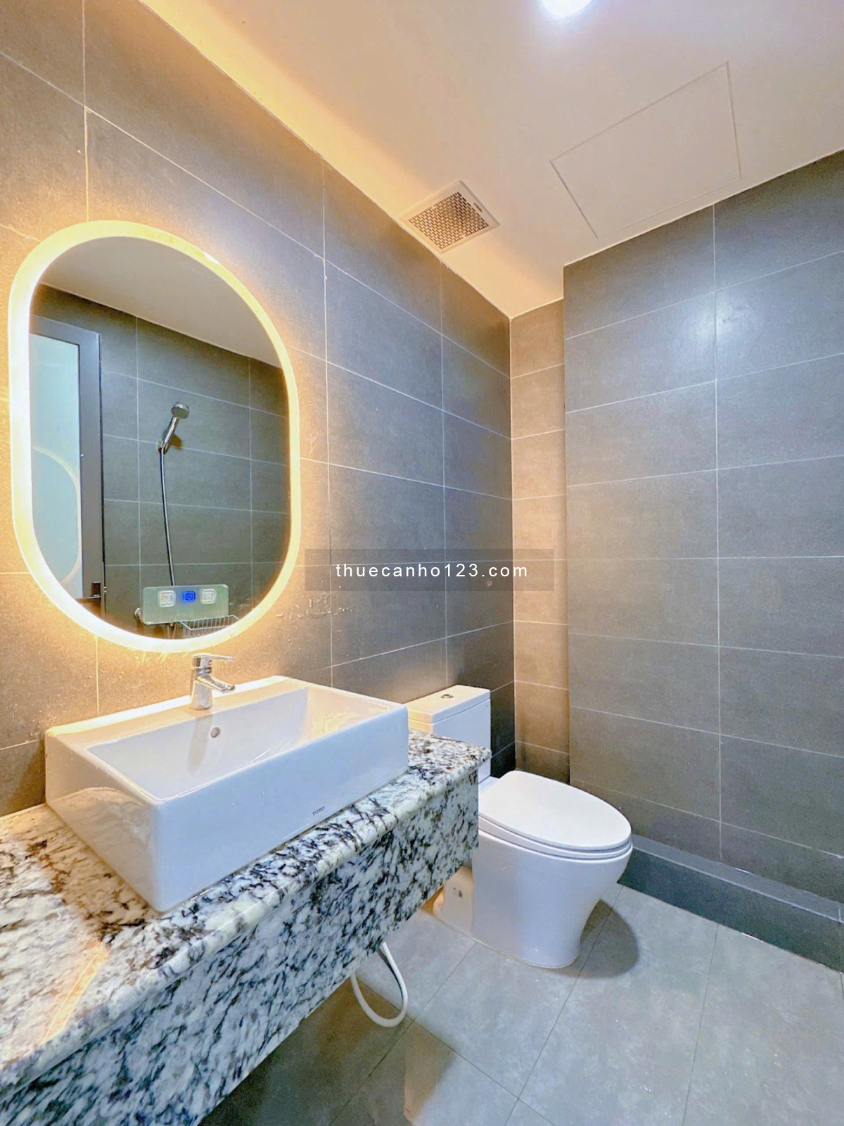 Căn hộ 2 phòng ngủ phù hợp 3 - 4 người ở Tân Bình