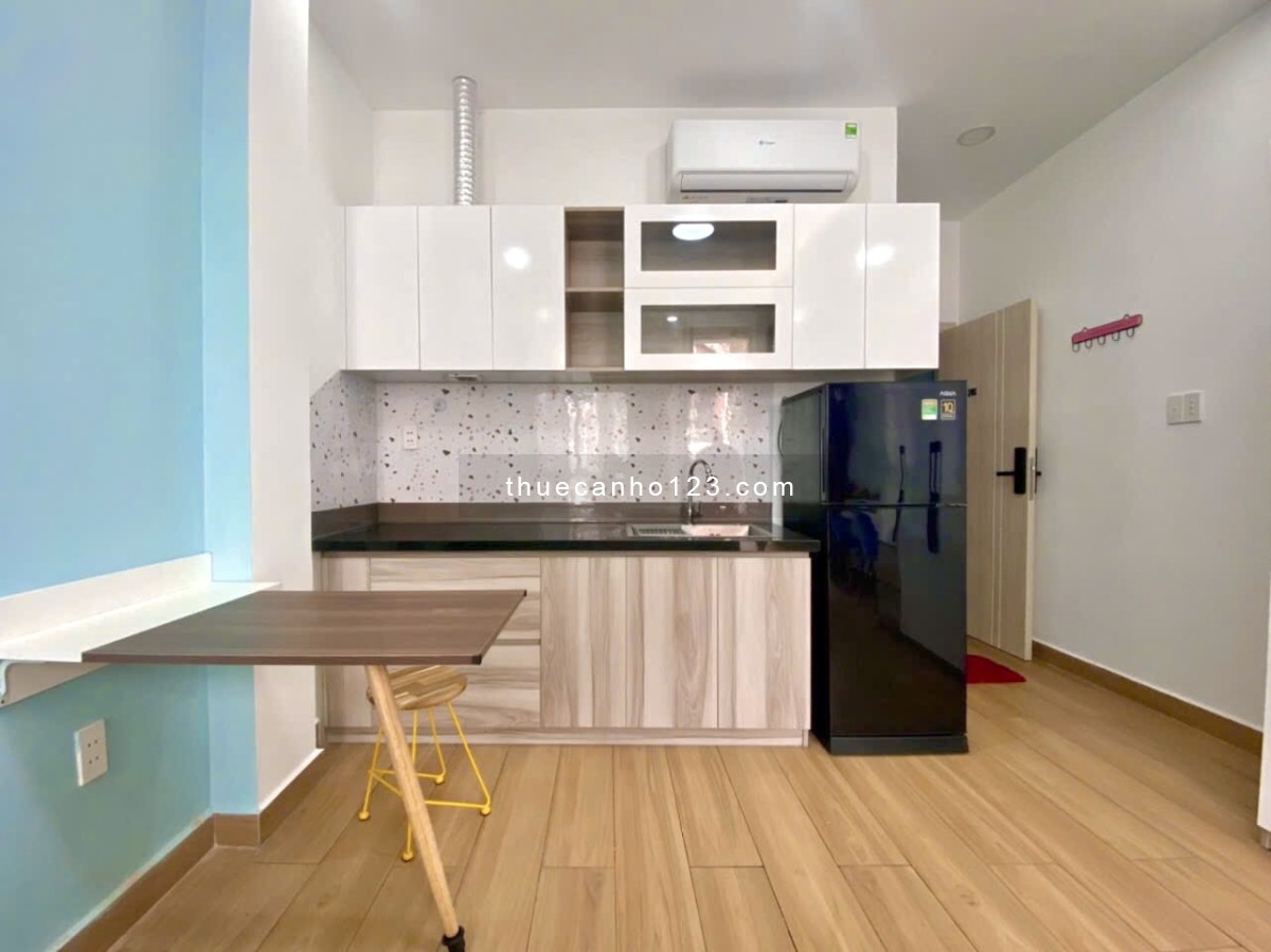 Cho thuê căn hộ 40m² có ban công ngay chợ Bà Chiểu - Full nội thất, thuận tiện đi Tân Định - Phú Nhu