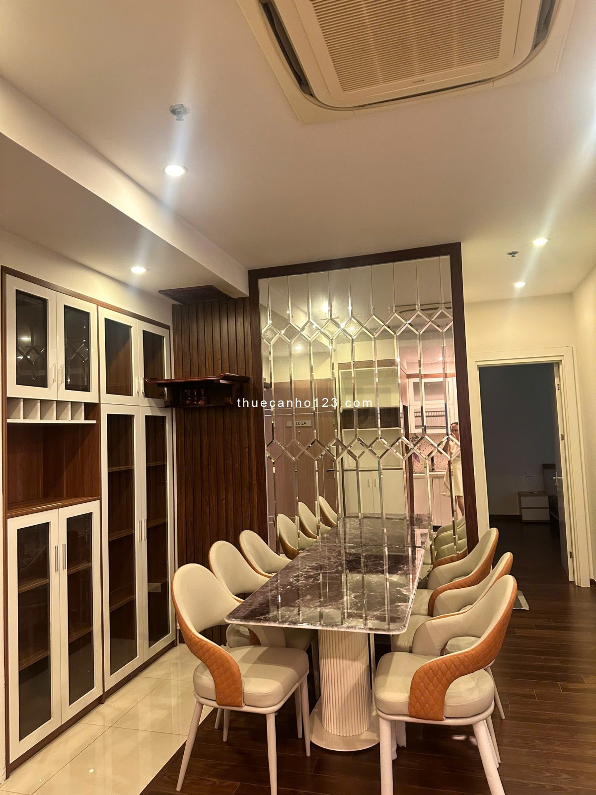 Chính cần cho thuê căn hộ 2PN tại Vnhomes Gardenia