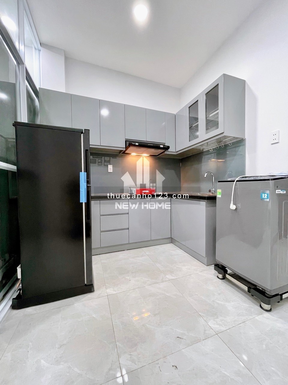 Cho thuê căn hộ ngay chợ Bà Chiểu - 1PN full nội thất - Giáp Q1 - Thang máy - Giặt riêng