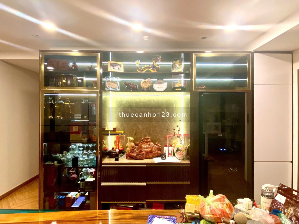 Thuê 4PN Metropole Thủ Thiêm 168m2 thang máy riêng 90 Triệu, Full Nội thất