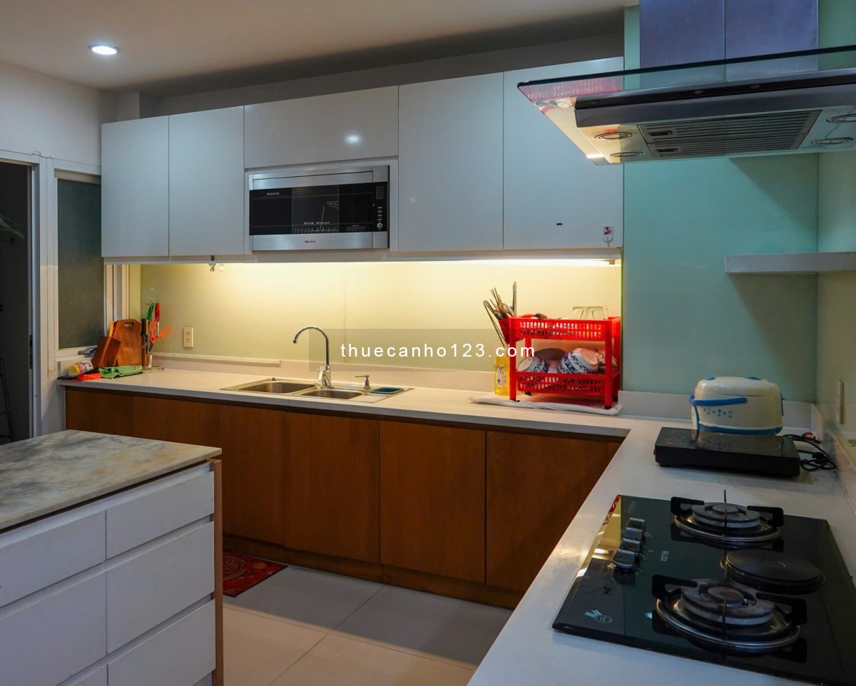 Cho thuê căn hộ cao cấp Riverside Residence, 143m2 view sông giá 35tr/th.