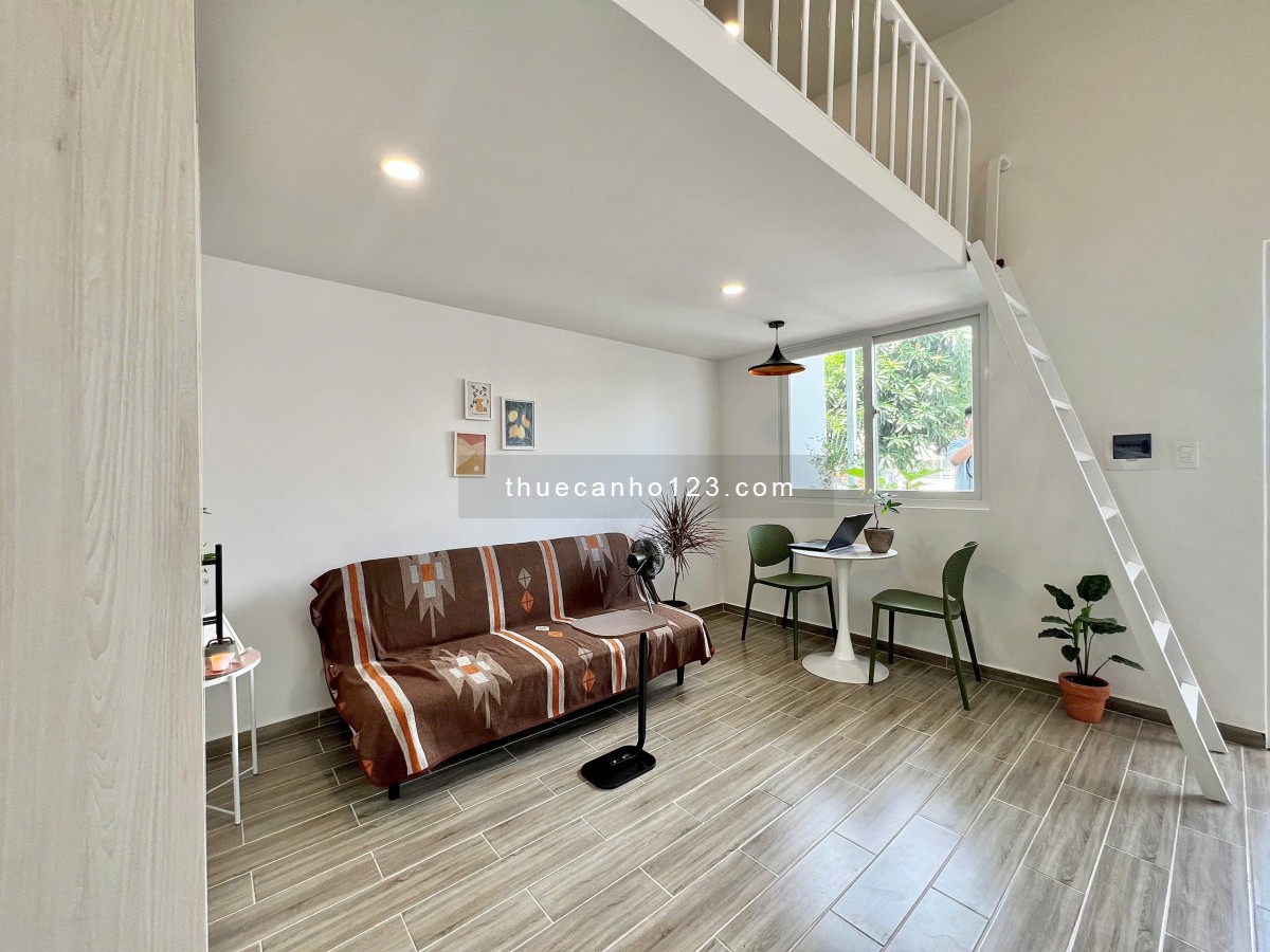 Căn Hộ Mới 100% Gần ĐH Hồng Bàng, Chung cư B2 Trường Sa, Full NT, Ban công View Landmark