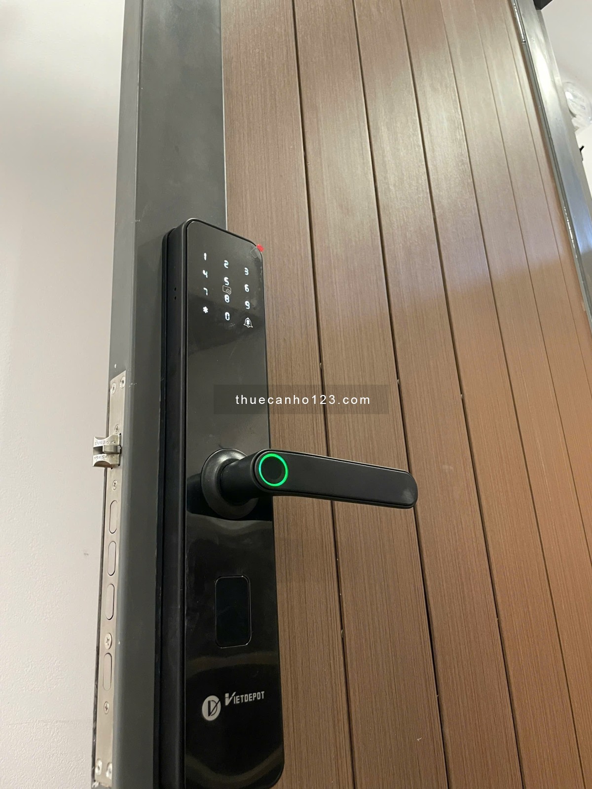 1 PN, 1Phòng khách, tách bếp, bàn làm việc, bàn trang điểm, gần Q3, Phú Nhuận, Gò Vấp