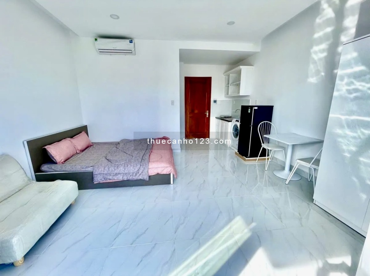 Khai trương căn hộ dịch vụ có ban công, full nội thất ngay khu Etown