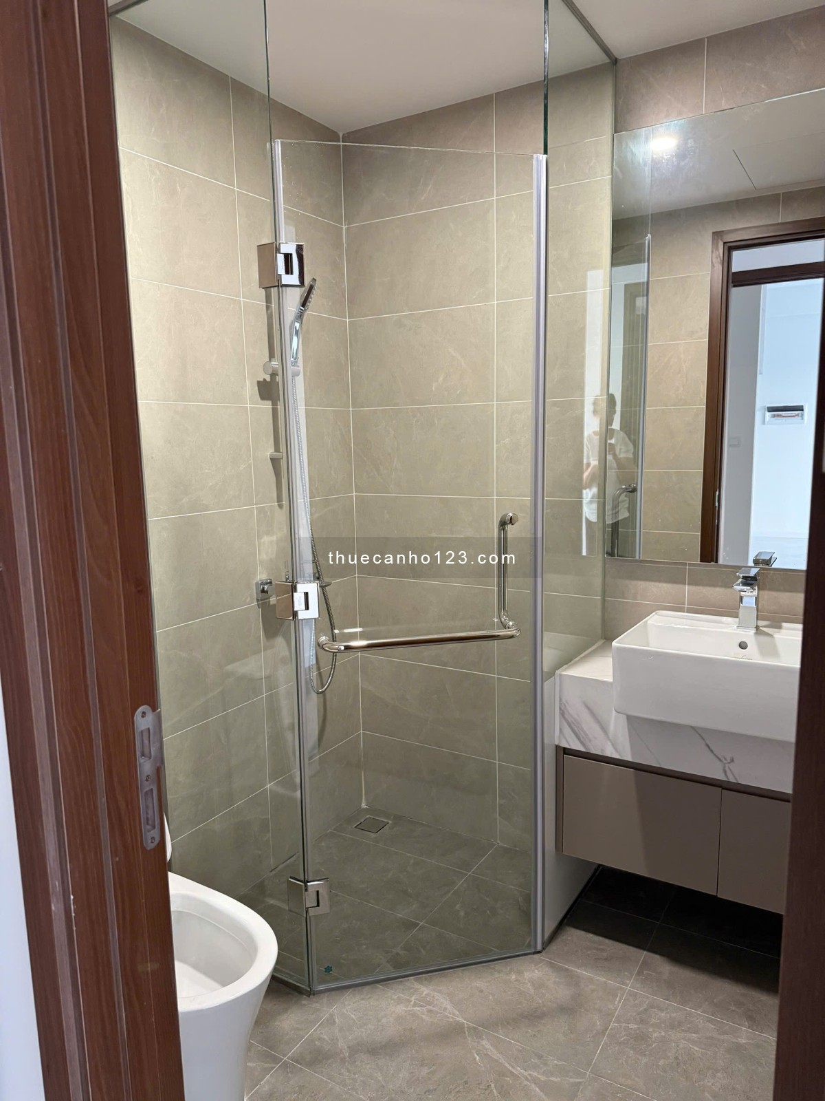 Cho thuê căn hộ Privia Khang Điền – Tầng 9