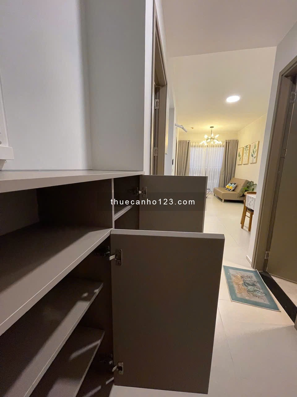 CC Carillon 5, TP, đường Luỹ Bán Bích có 2pn 2wc, ban công, nt mới, 12tr