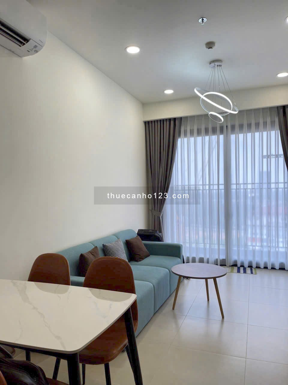 Cần cho thuê căn hộ cao cấp tại Thành Phố Mới Bình Dương, đầy đủ tiện ngi giá rẻ LH 0974989907