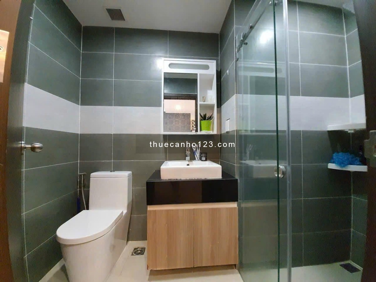 C/c PN Techcons, Hoa sứ, Phú NHuận: 98m2, 2p ngủ, 2wc, NT, 17tr