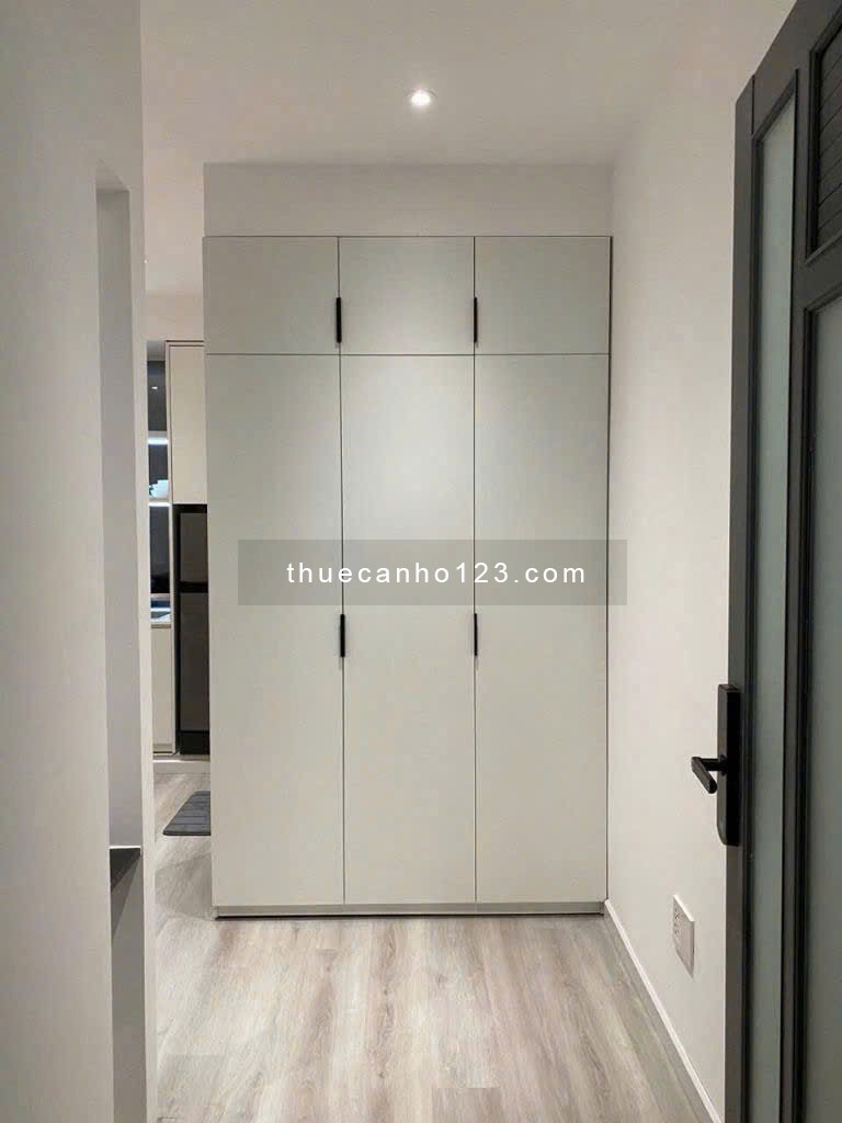 Cho thuê căn hộ Luxury - 30m2 - Ngay Landmark 81 - Cách Metro Tân Cảng 100m