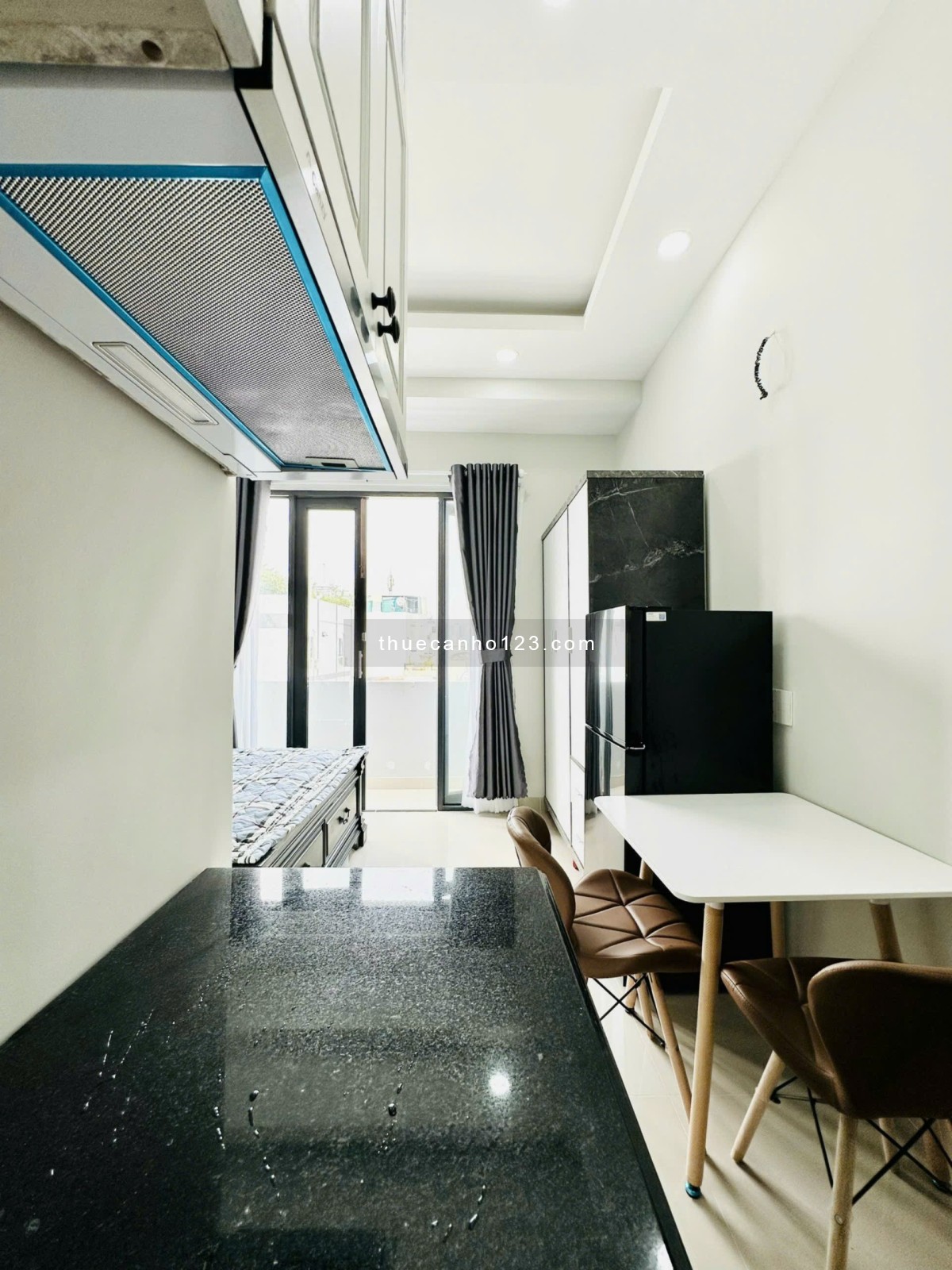 Căn Hộ Full Nội Thất, Ban Công Thoáng Mát, Thang Máy. Ngay Hutech, FTU, GTVT,...