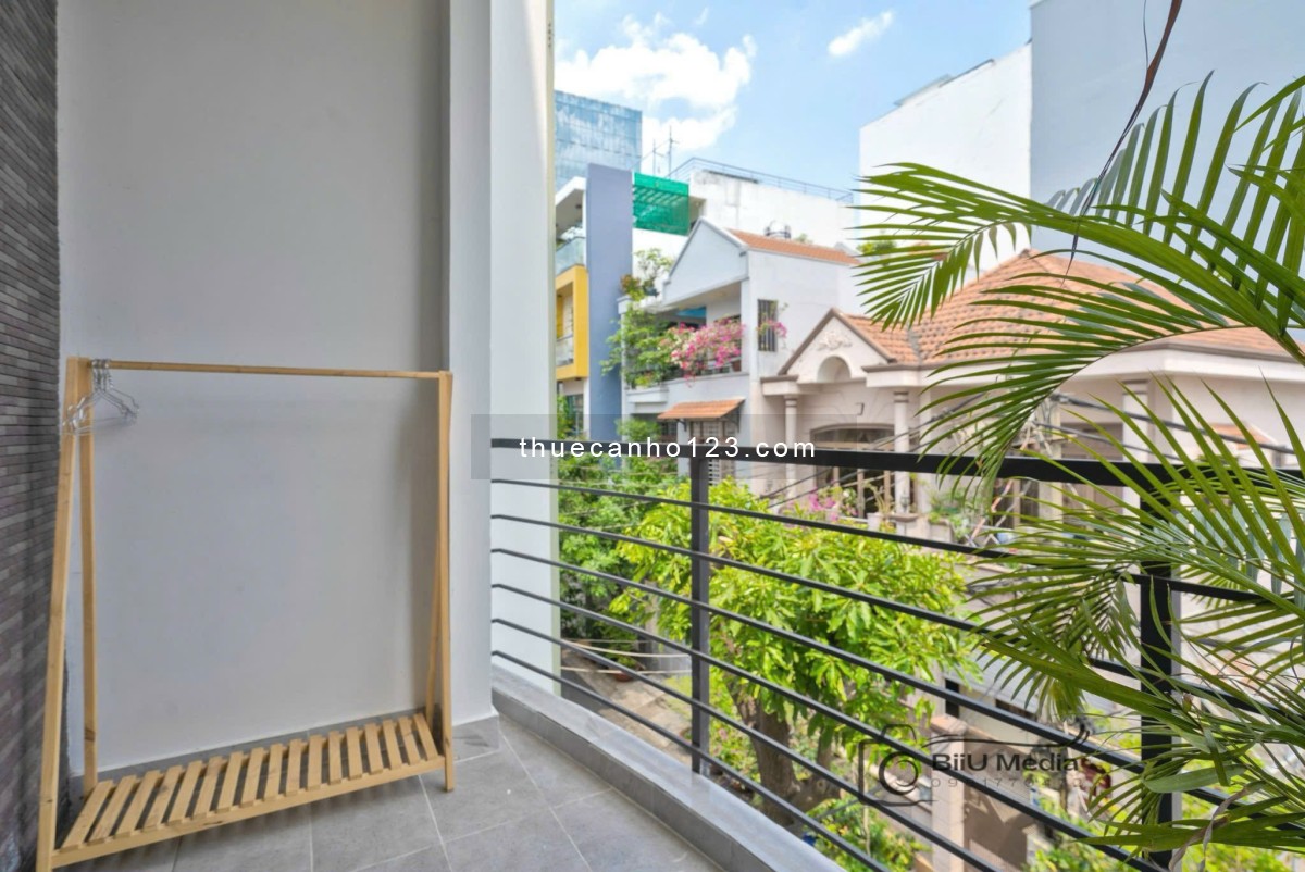 Trống Lại Căn Hộ 1PN Ban Công Decor Tối Giản Tinh Tế - Full Nội Thất - Khu Dân Trí Cao Yên Tĩnh