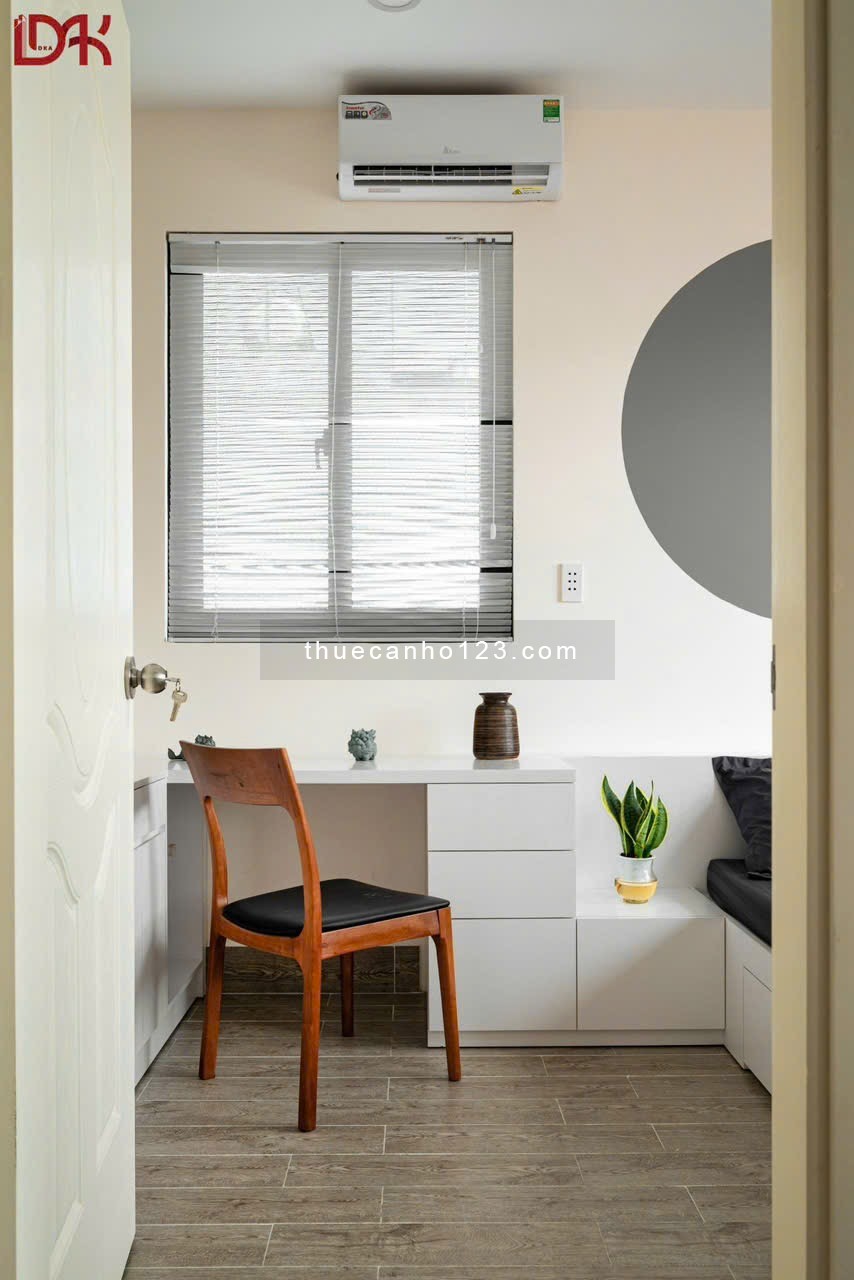 Lâu Lắm Mới Trống Lại Căn Hộ 1PN Ban Công Full Nội Thất, Decor Có Gu - Gần Hàng Xanh