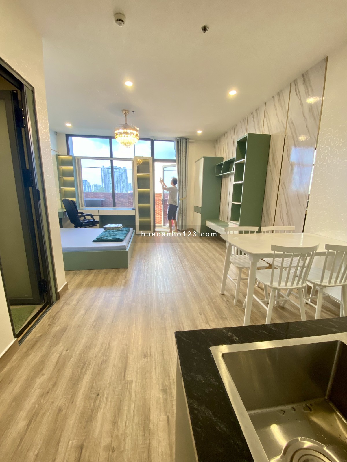 Cần cho thuê officetel Q7 Boulevard