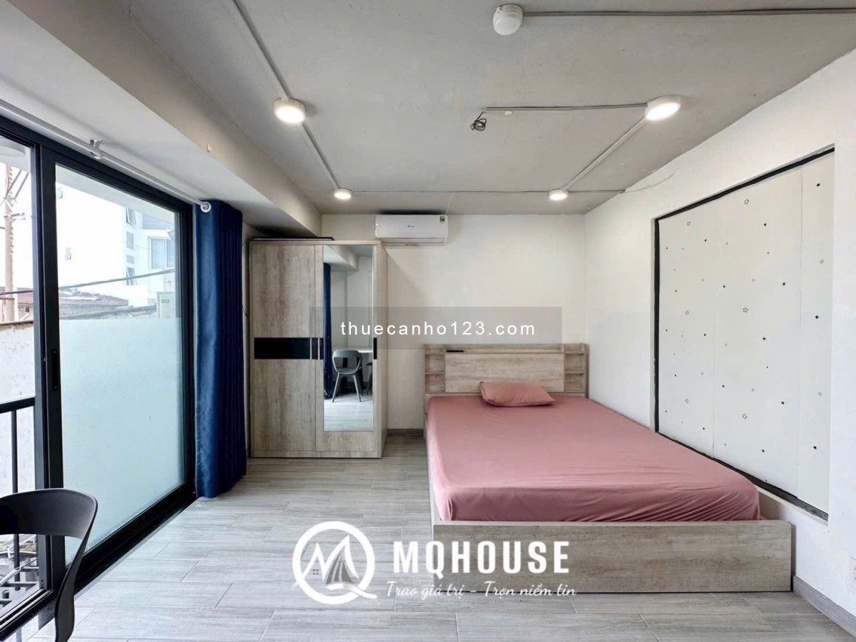 Căn hộ full nội thất có ban công ngay giữa trung tâm Tân bình