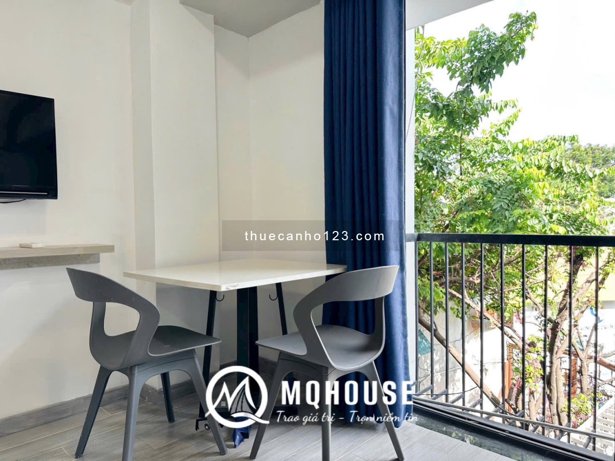 Căn hộ full nội thất có ban công ngay giữa trung tâm Tân bình