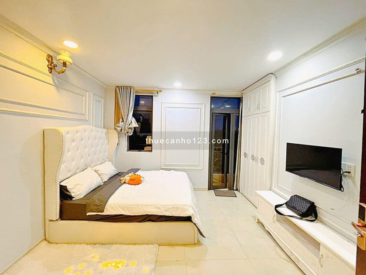 Cho thuê căn hộ Bình Thạnh - Studio full nội thất - Thang máy - Gần UEF - HIU - Hutech