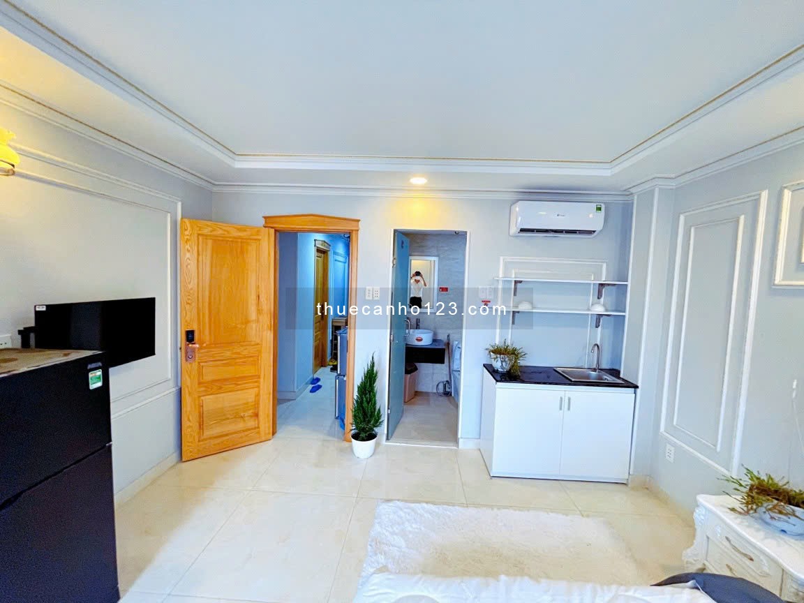 Cho thuê căn hộ Bình Thạnh - Studio full nội thất - Thang máy - Gần UEF - HIU - Hutech
