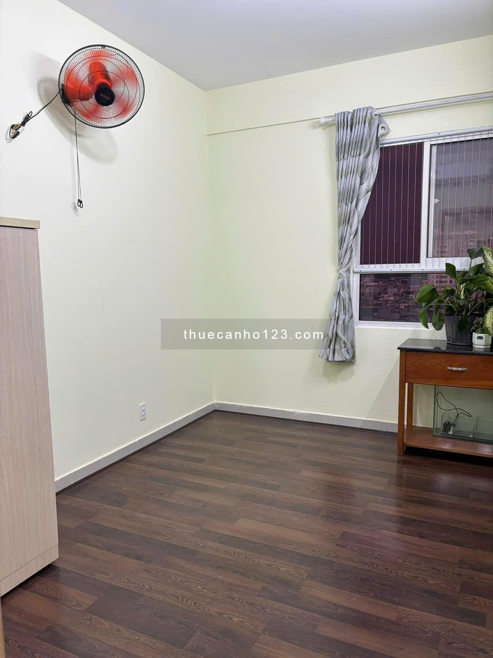 Chung cư Ruby, Nguyễn Sỹ Sách, TB: 2p ngủ, 90m2, nội thất, 9tr5/th