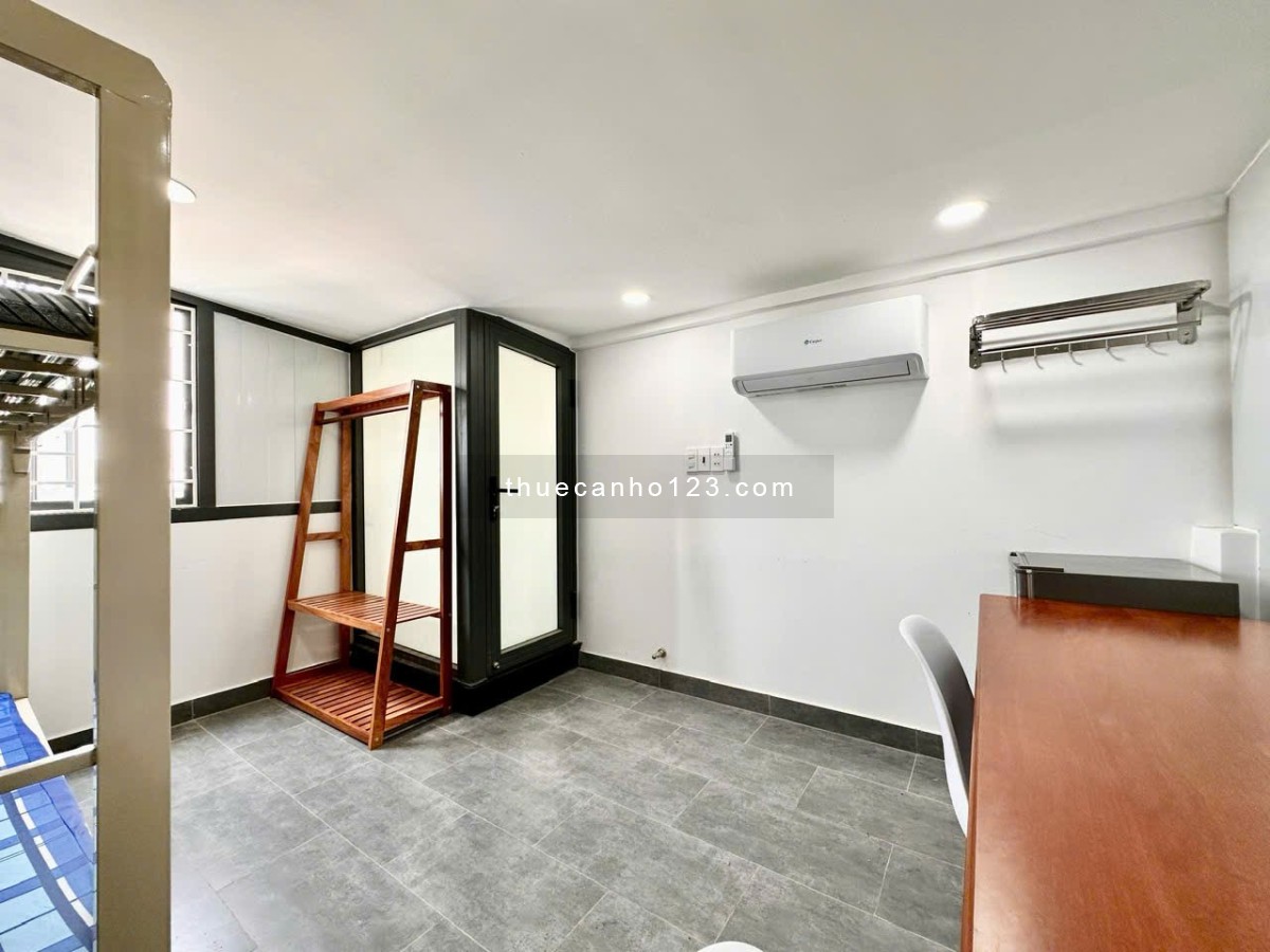 ‎Cho thuê Căn Hộ Full Nội Thất - Ngay Hàng Xanh, Gần Đại Học Hutech, GTVT, Ngoại Thương, Ở 2 Người