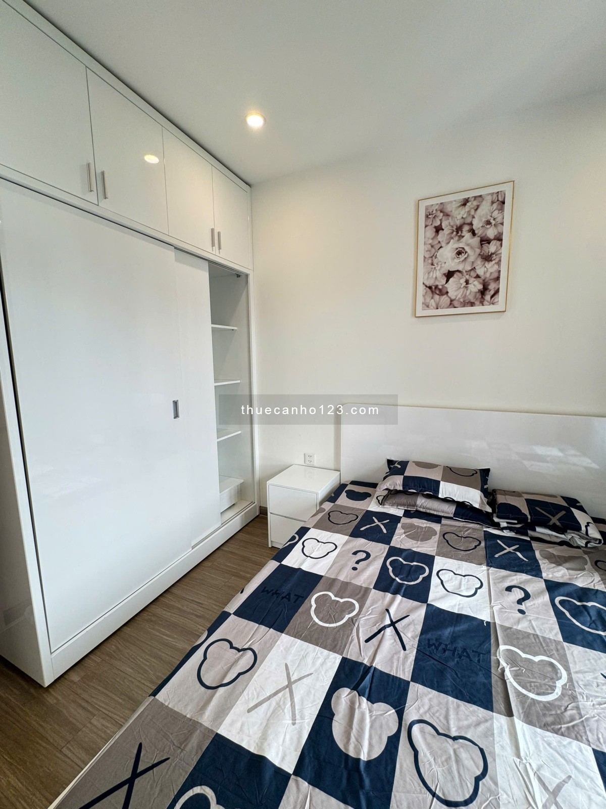 Cho thuê căn hộ 2PN Vinhomes Grand Park Quận 9 - Full nội thất đẹp, Mới 100%. Giá chỉ 8tr/tháng.