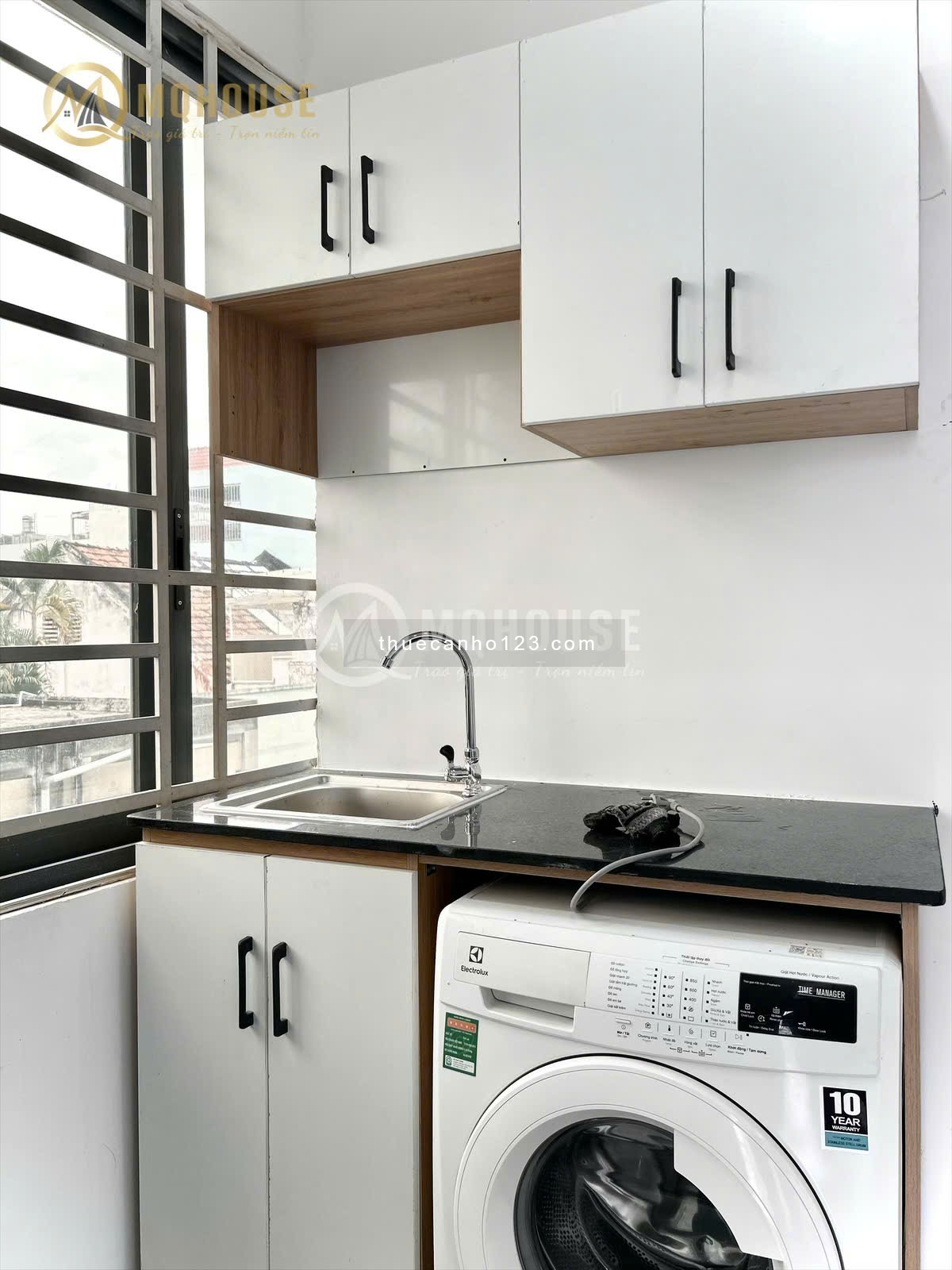 Căn hộ 2 phòng ngủ ban công Nguyễn Gia Trí