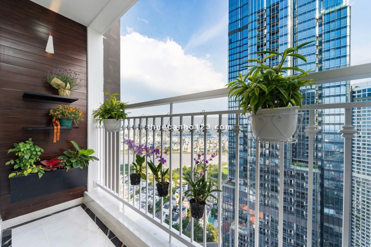 Cần cho thuê gấp căn hộ 2PN tòa Central tại Vinhomes Central Park