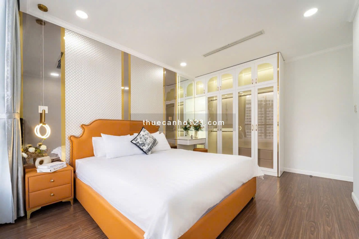 Cần cho thuê gấp căn hộ 2PN tòa Central tại Vinhomes Central Park