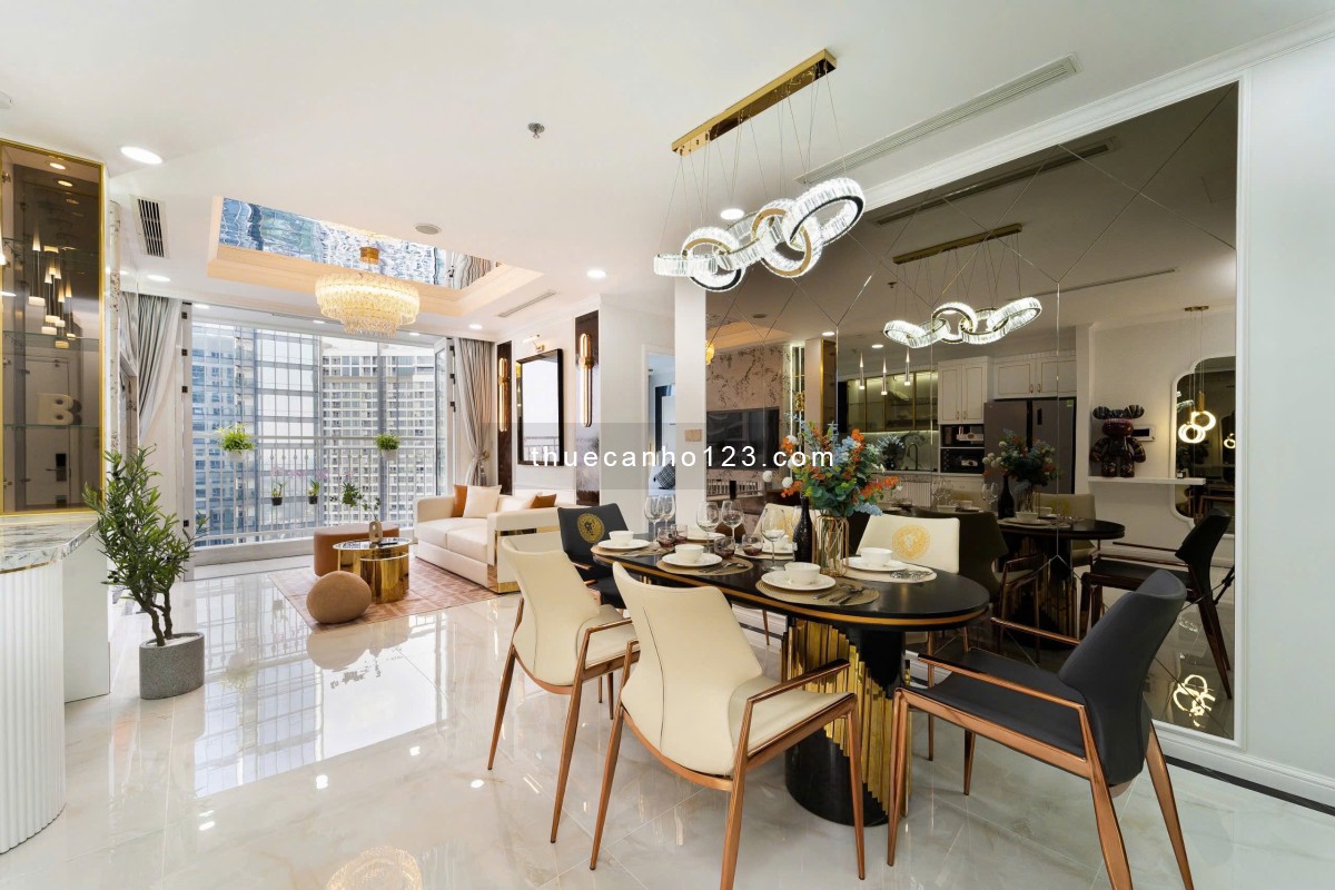 Cần cho thuê gấp căn hộ 2PN tòa Central tại Vinhomes Central Park