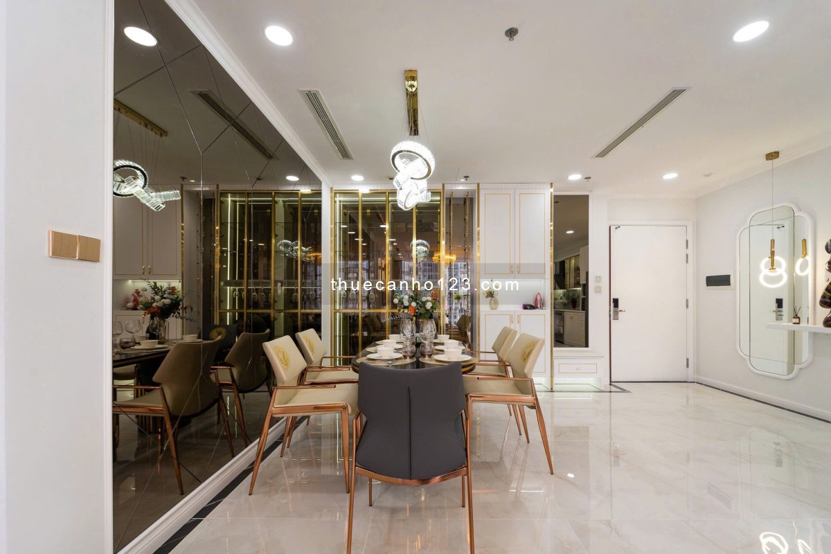 Cần cho thuê gấp căn hộ 2PN tòa Central tại Vinhomes Central Park