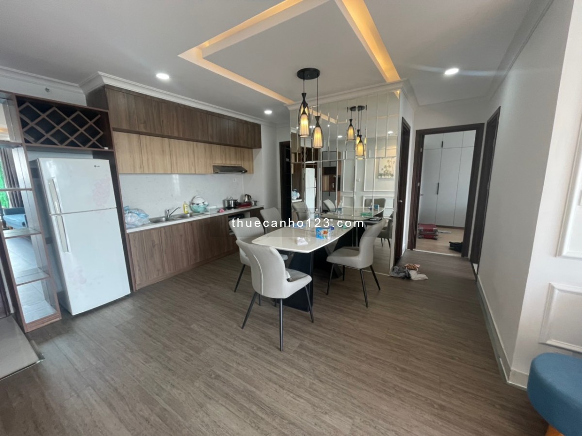 Cho thuê căn hộ 2 phòng ngủ diện tích 72m2, đầy đủ nội thất hiện đại