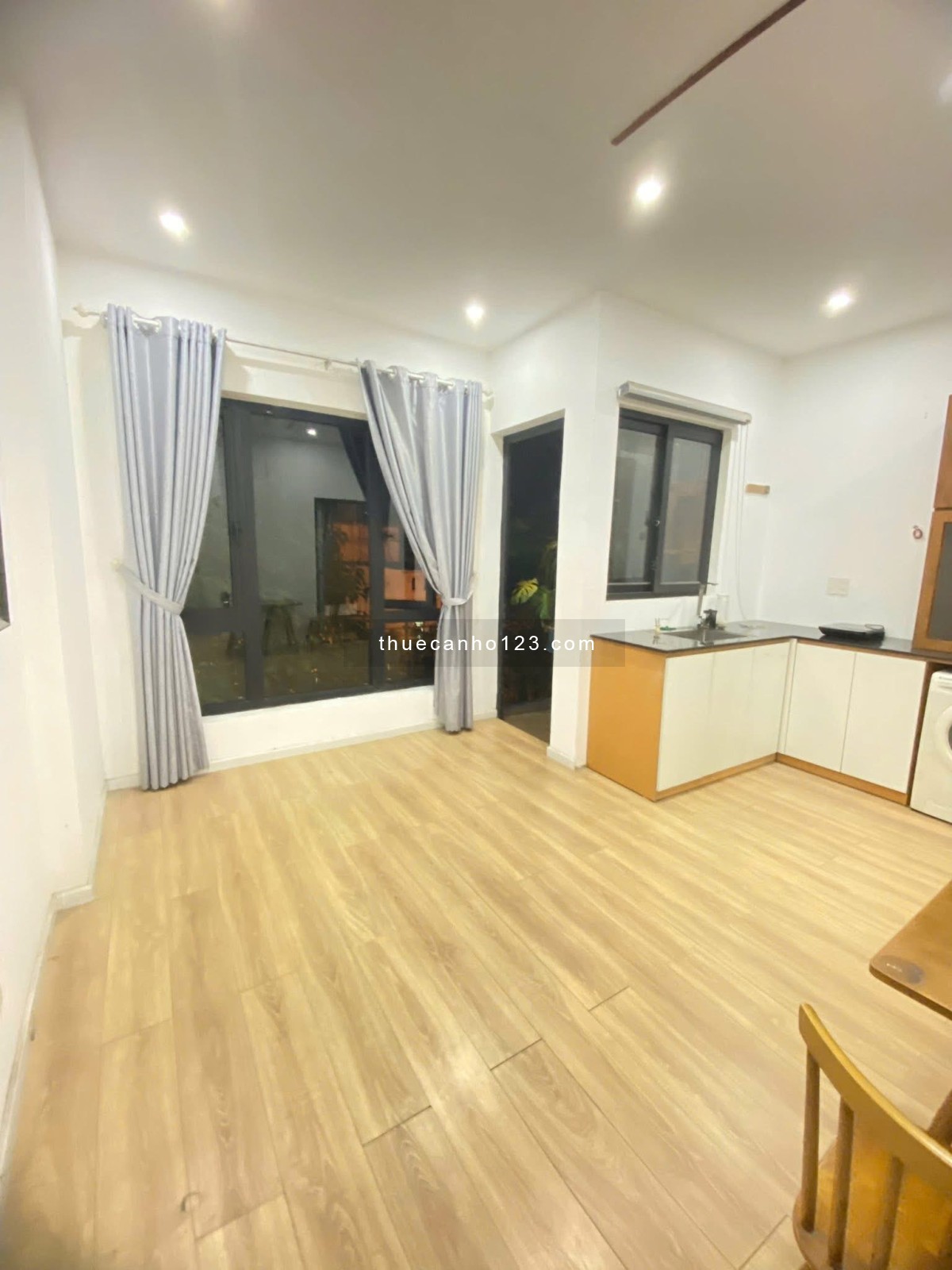 Căn hộ full nội thất 1K1N + Sân ~ 70m² khu Cẩm Lệ