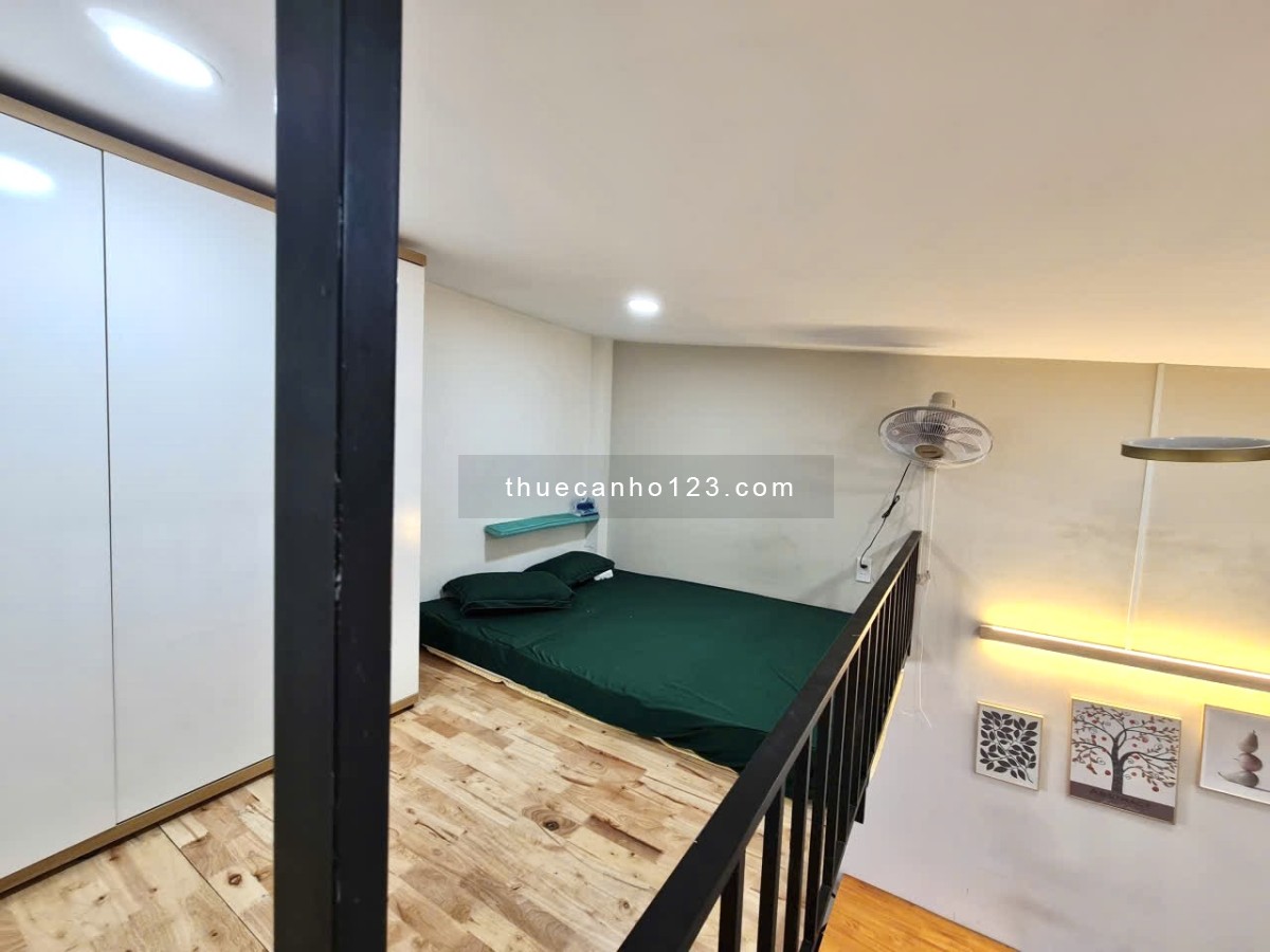 Căn hộ Duplex Quận 1 sát Bình Thạnh gần Hutech, Hồng Bàng, UEF, UEH - Máy giặt riêng, ban công