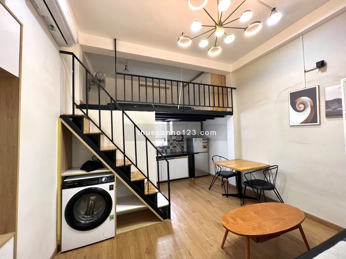 Căn hộ Duplex Quận 1 sát Bình Thạnh gần Hutech, Hồng Bàng, UEF, UEH - Máy giặt riêng, ban công