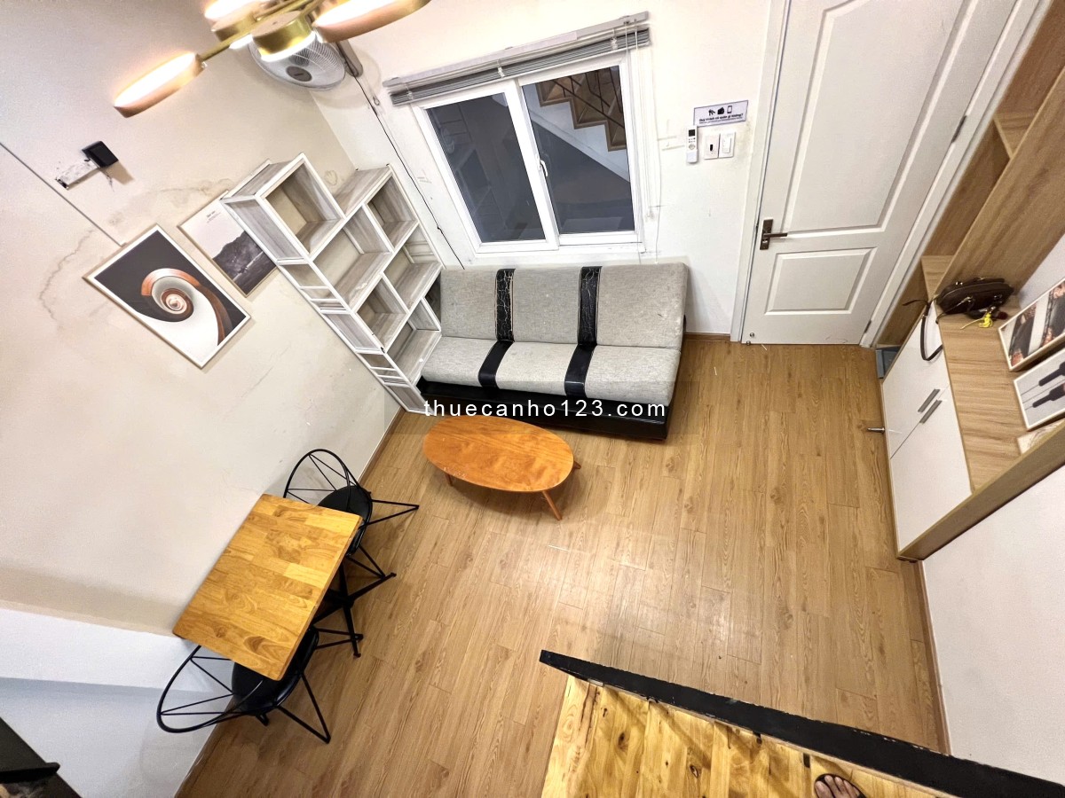 Căn hộ Duplex Quận 1 sát Bình Thạnh gần Hutech, Hồng Bàng, UEF, UEH - Máy giặt riêng, ban công