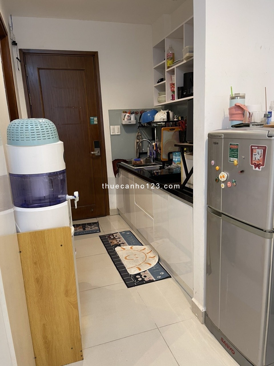 Cho thuê chung cư Sky Center OT 10tr full nội thất, lh em Phi xem nhà nhé